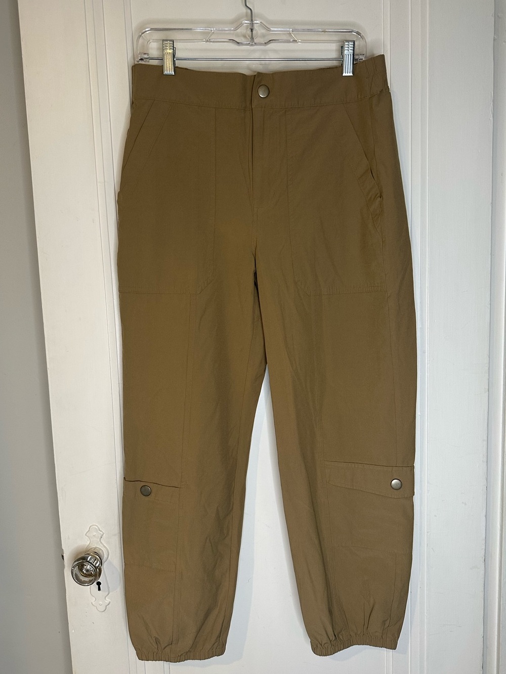 CAbi Casual Cargo Jogger Pants - Brown size medium